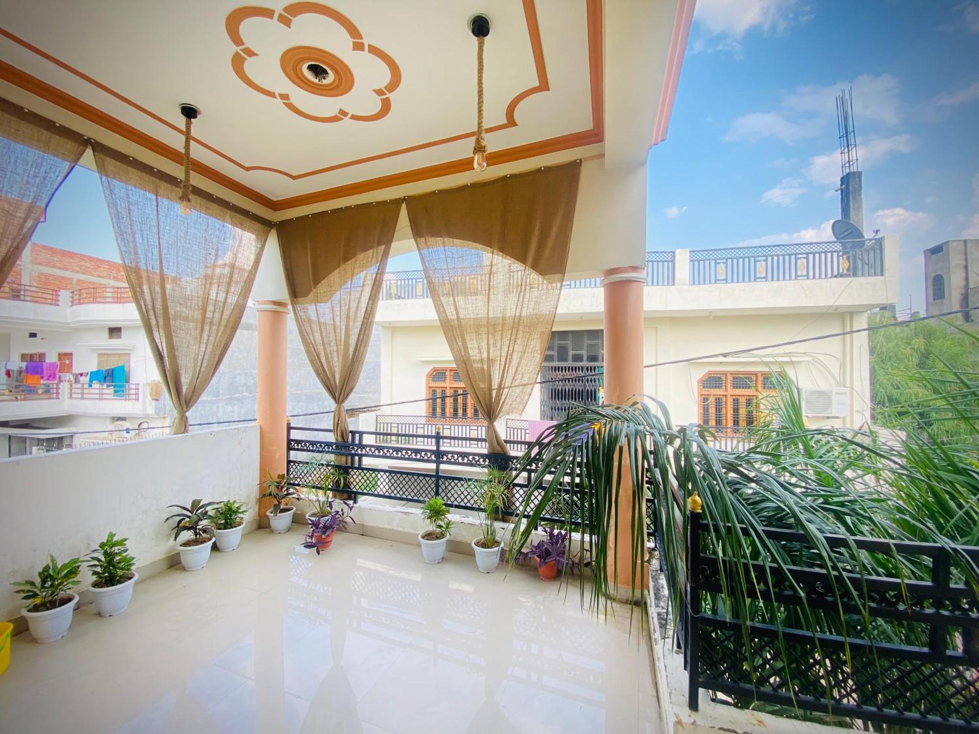 Rudra_Homestay Варанаси Экстерьер фото