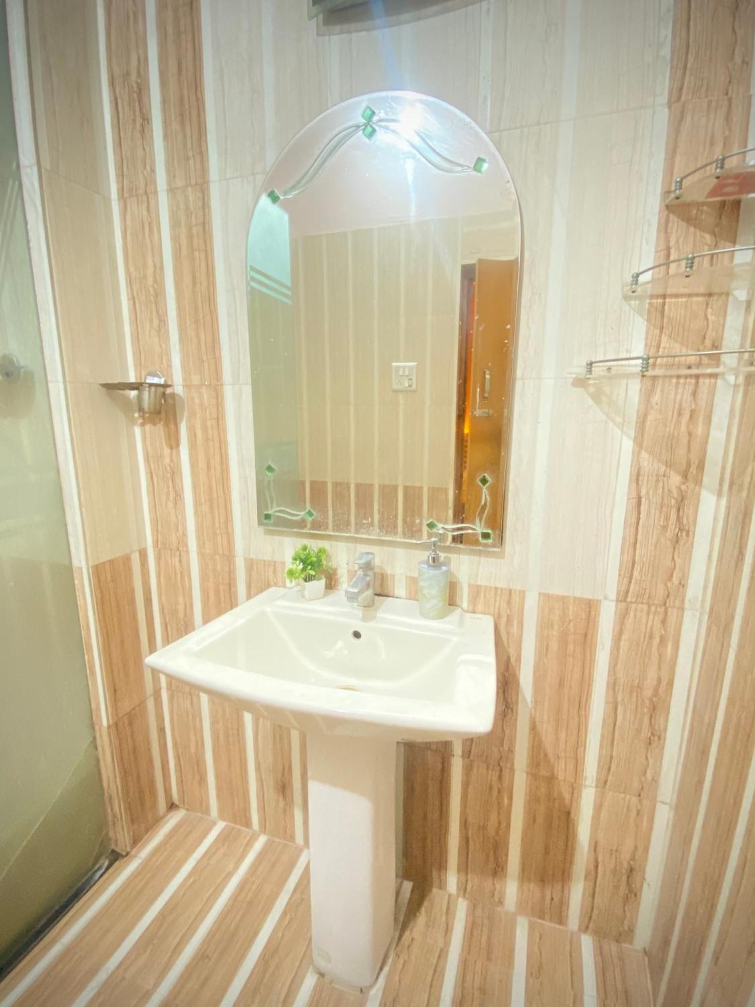 Rudra_Homestay Варанаси Экстерьер фото