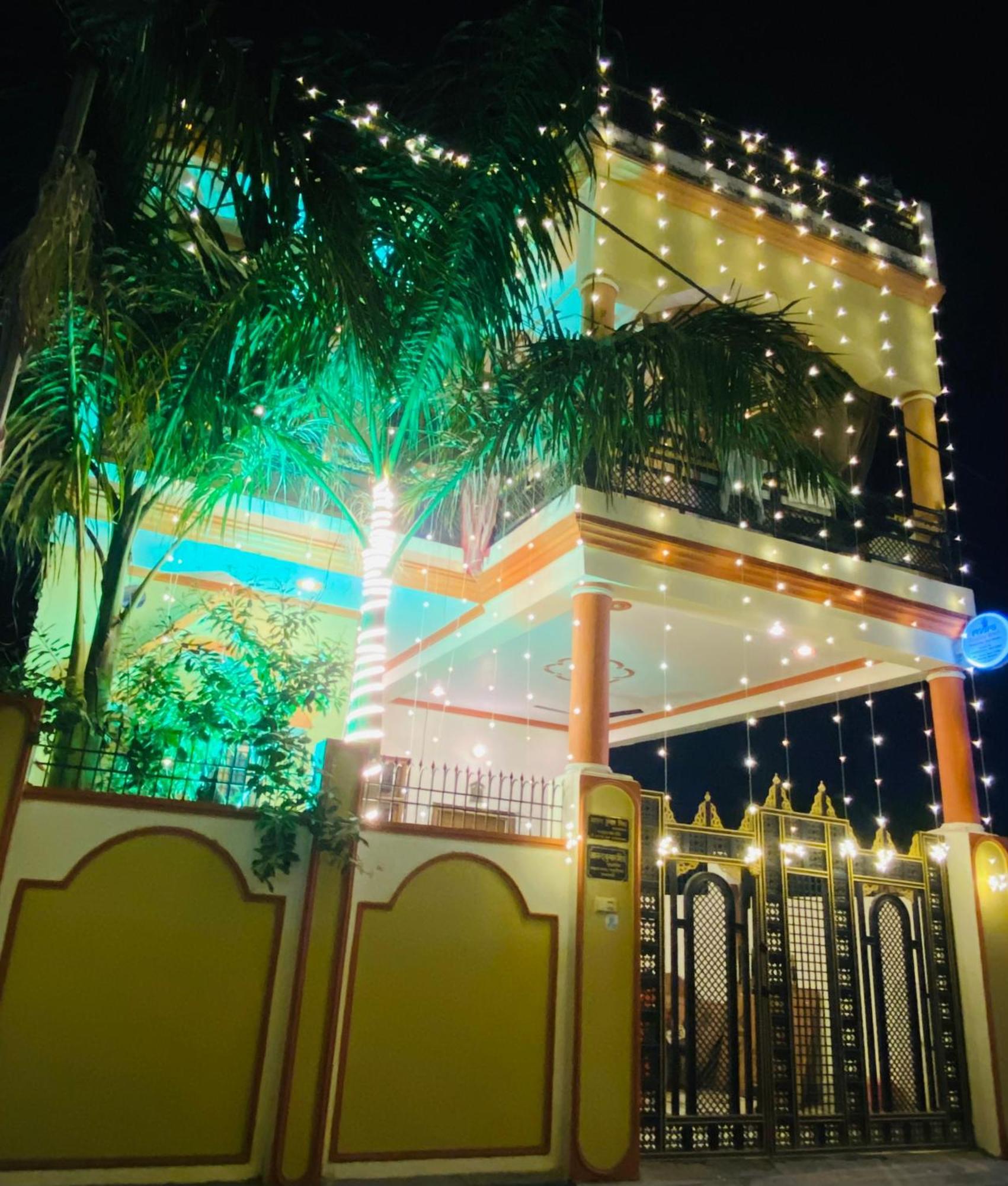 Rudra_Homestay Варанаси Экстерьер фото